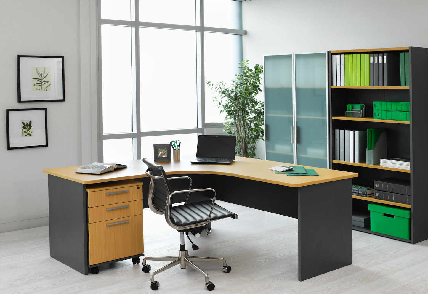 Escritorio de trabajo en L 1500